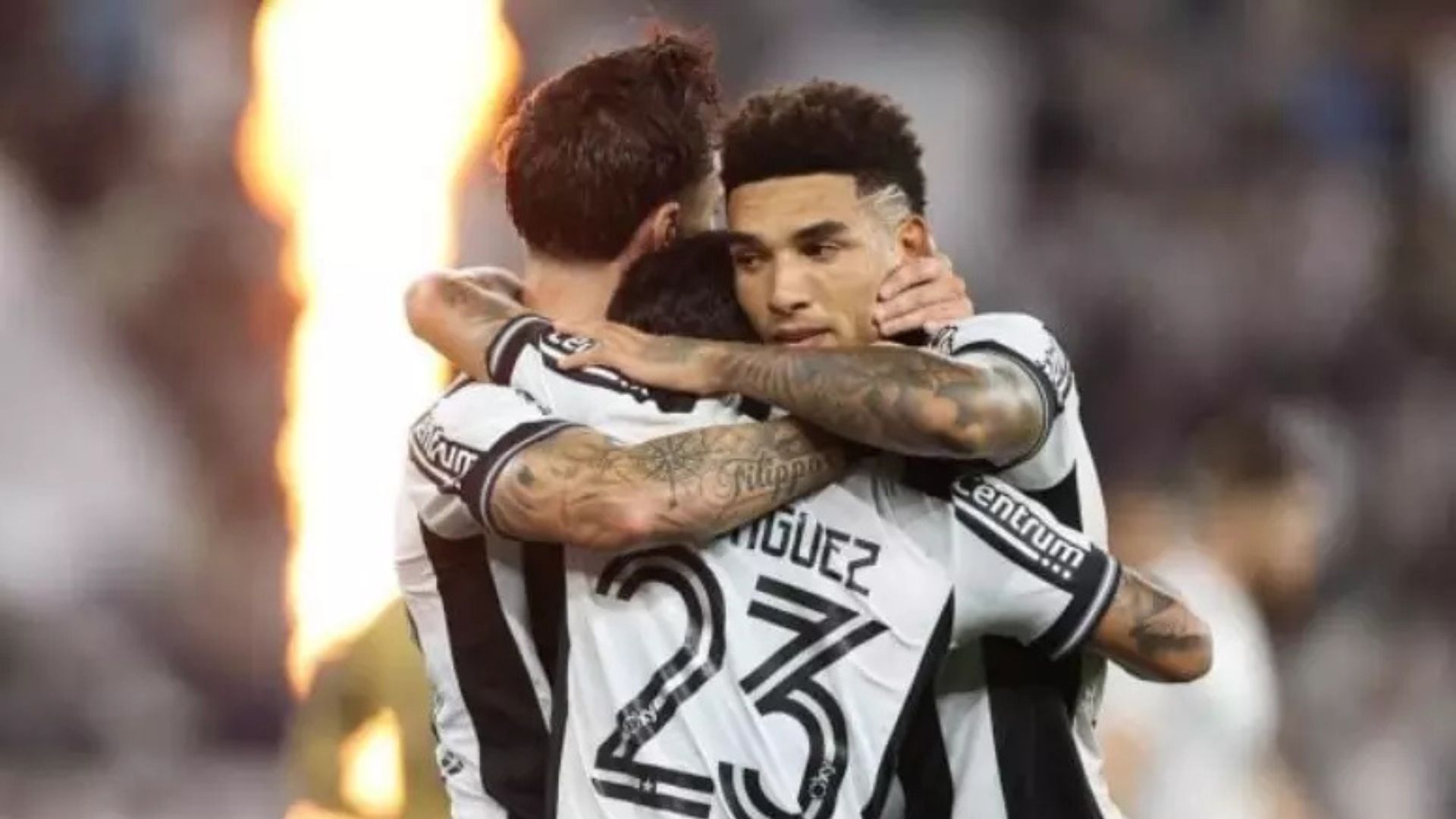Botafogo vence Ceará, entra no G-6 e se despede de Igor Jesus antes do Mundial de Clubes; veja gols