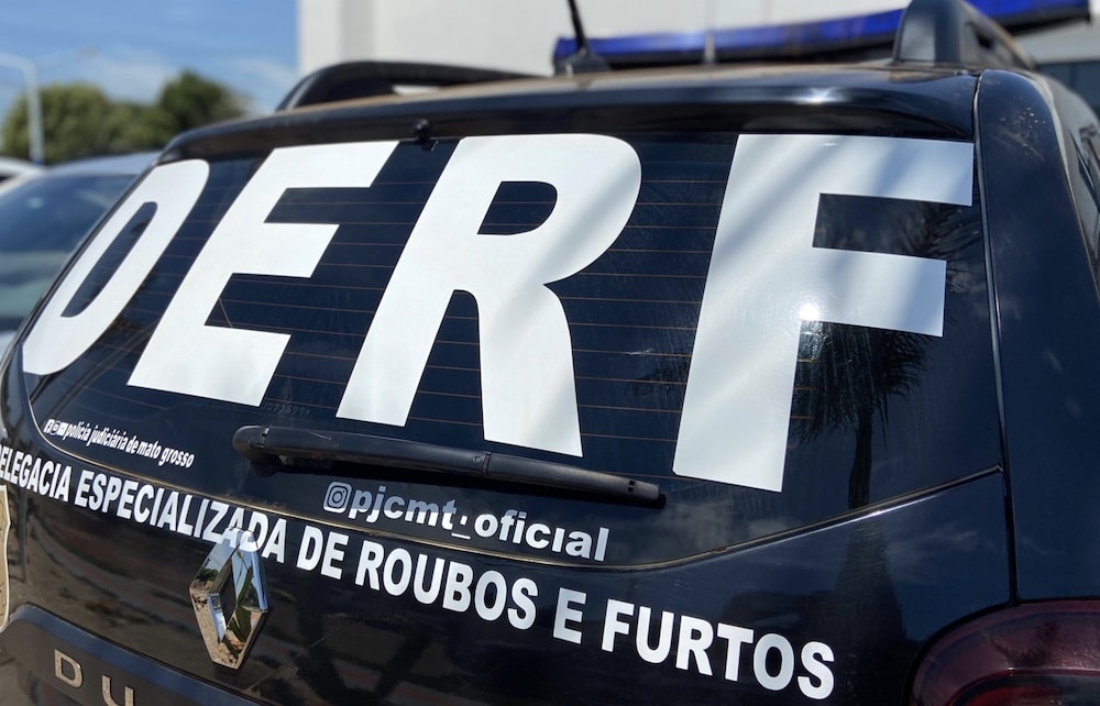Polícia Civil recupera 32 celulares roubados e fecha cerco a lojas em operação em Cuiabá