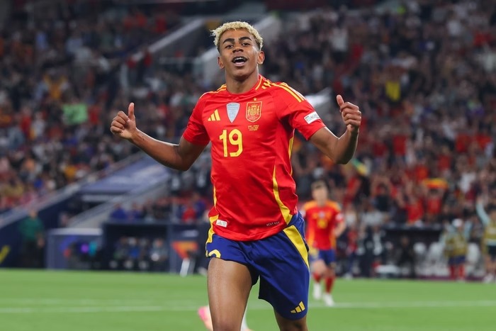 Espanha elimina França em jogo eletrizante e faz final da Nations contra Portugal
