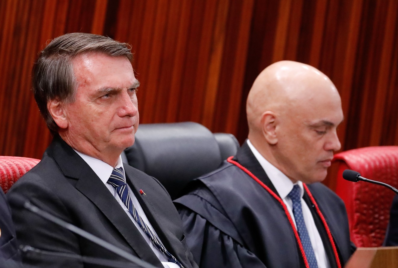 Bolsonaro diverte plateia ao convidar Moraes para vice em meio a investigação no STF; Veja vídeo