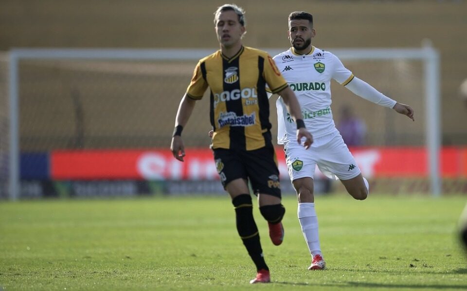 Cuiabá leva 3 a 0 do Novorizontino e despenca na tabela da Série B; veja os gols