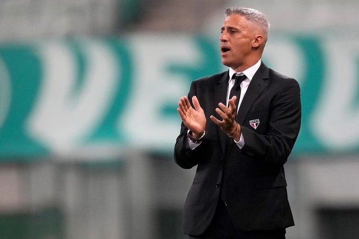 Bomba no Morumbi! Crespo volta a ser favorito para assumir o São Paulo
