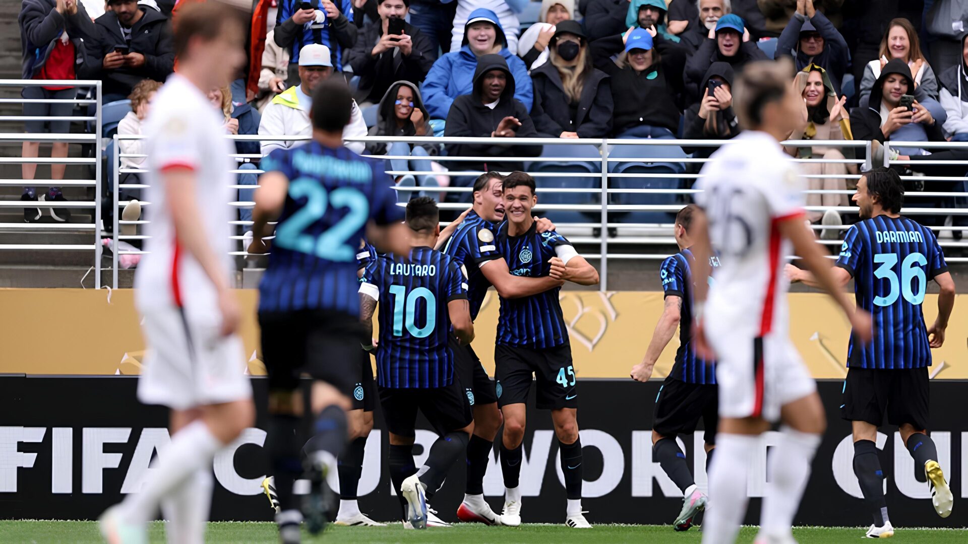 No sufoco, Inter de Milão vence Urawa Reds de virada e assume liderança no Mundial de Clubes; veja vídeo