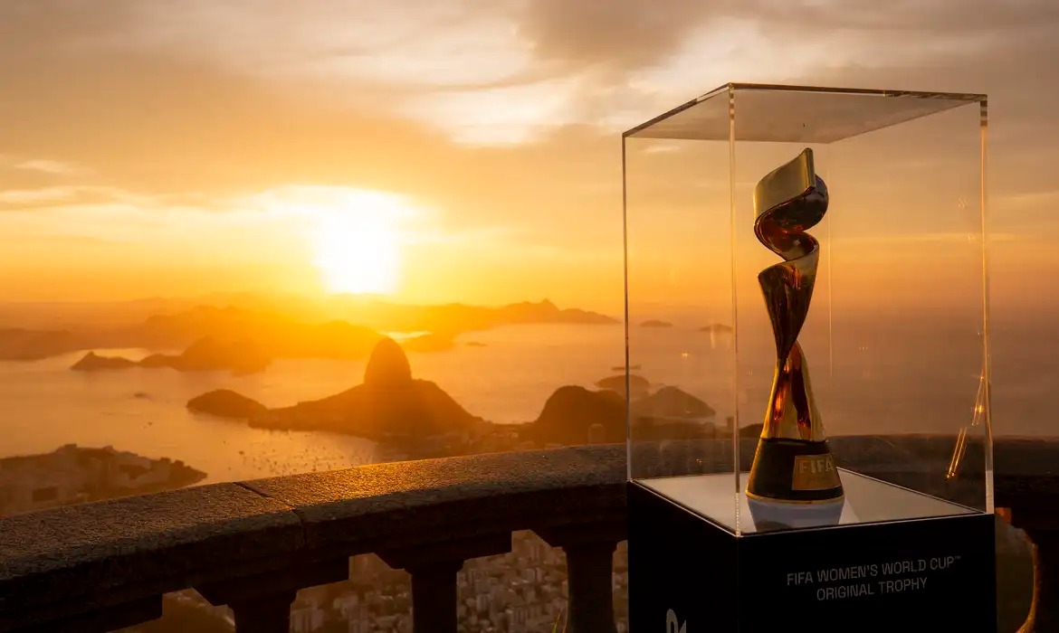 Vídeo: FIFA inicia contagem regressiva para a Copa do Mundo Feminina de 2027 no Brasil