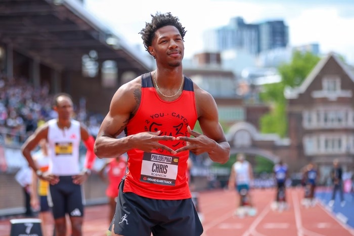 Vídeo: atleta deixa parte íntima escapar em prova e vence corrida internacional com recorde pessoal