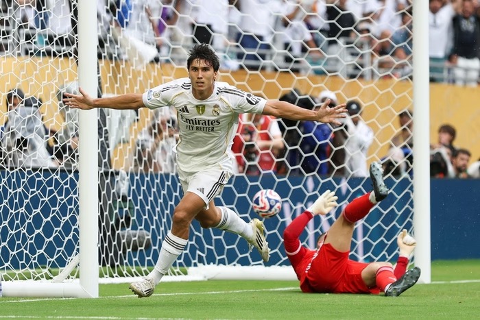 Gol, retorno de Mbappé e tensão no fim: Real Madrid elimina Juventus e avança no Mundial