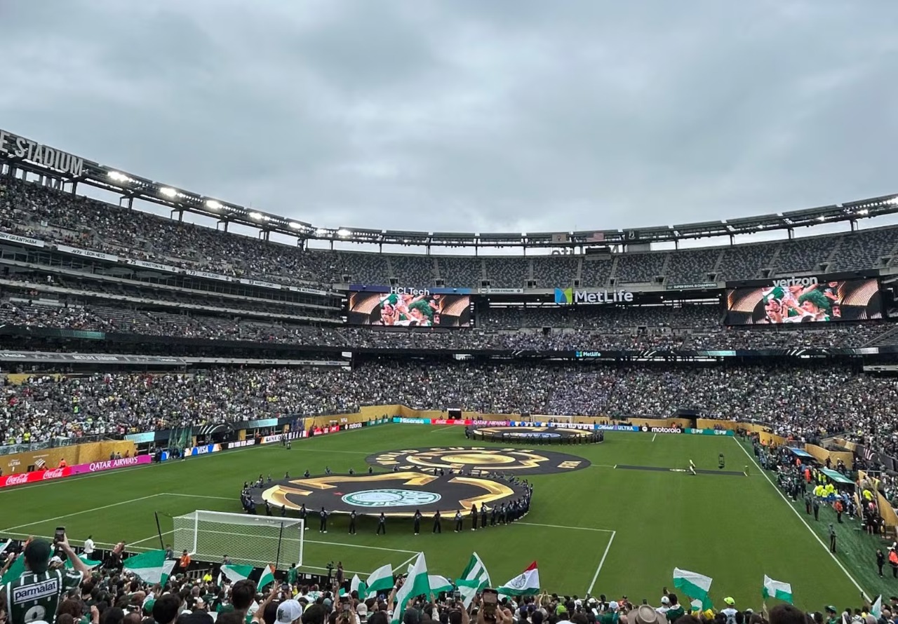 Fifa distribui ingressos gratuitos para tentar salvar público no Mundial de Clubes