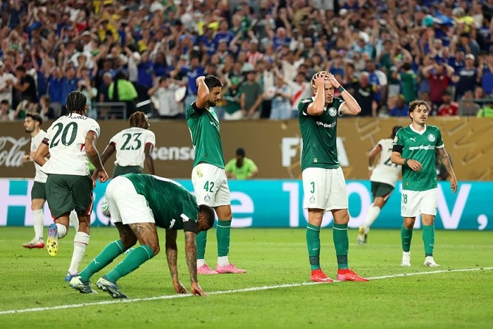 Estevão brilha, mas Chelsea vence com gol contra e elimina Palmeiras no Mundial; veja os gols