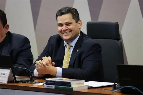 Senado promulga marco legal das eólicas offshore após derrubada de vetos