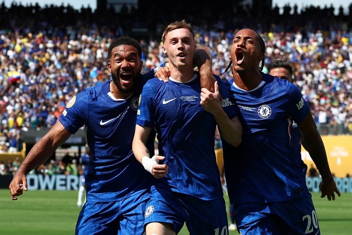Palmer destrói, Chelsea atropela PSG e leva o Mundial em final com golaços e confusão; veja os gols