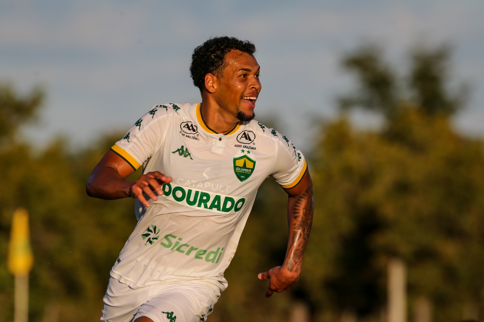 Cuiabá atropela o Grêmio fora de casa e fica a um empate de garantir vaga na elite do Sub-20