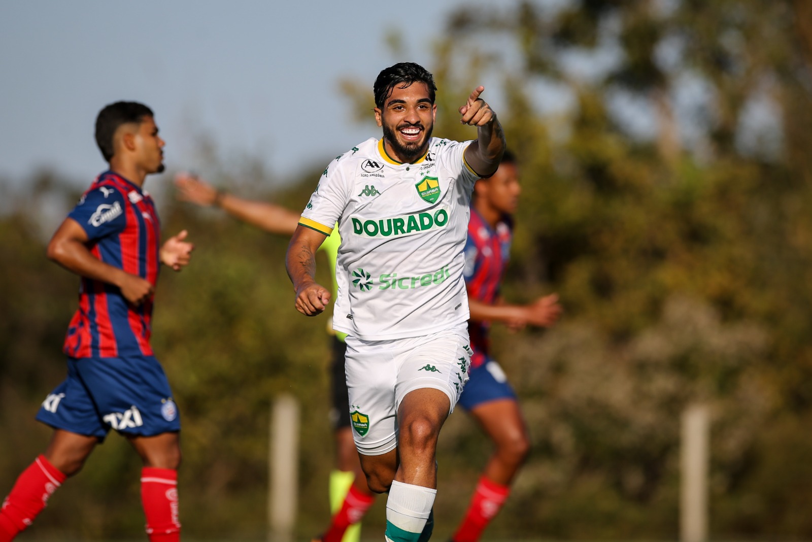 Cuiabá vence o Bahia no fim e garante permanência na elite do Brasileirão Sub-20
