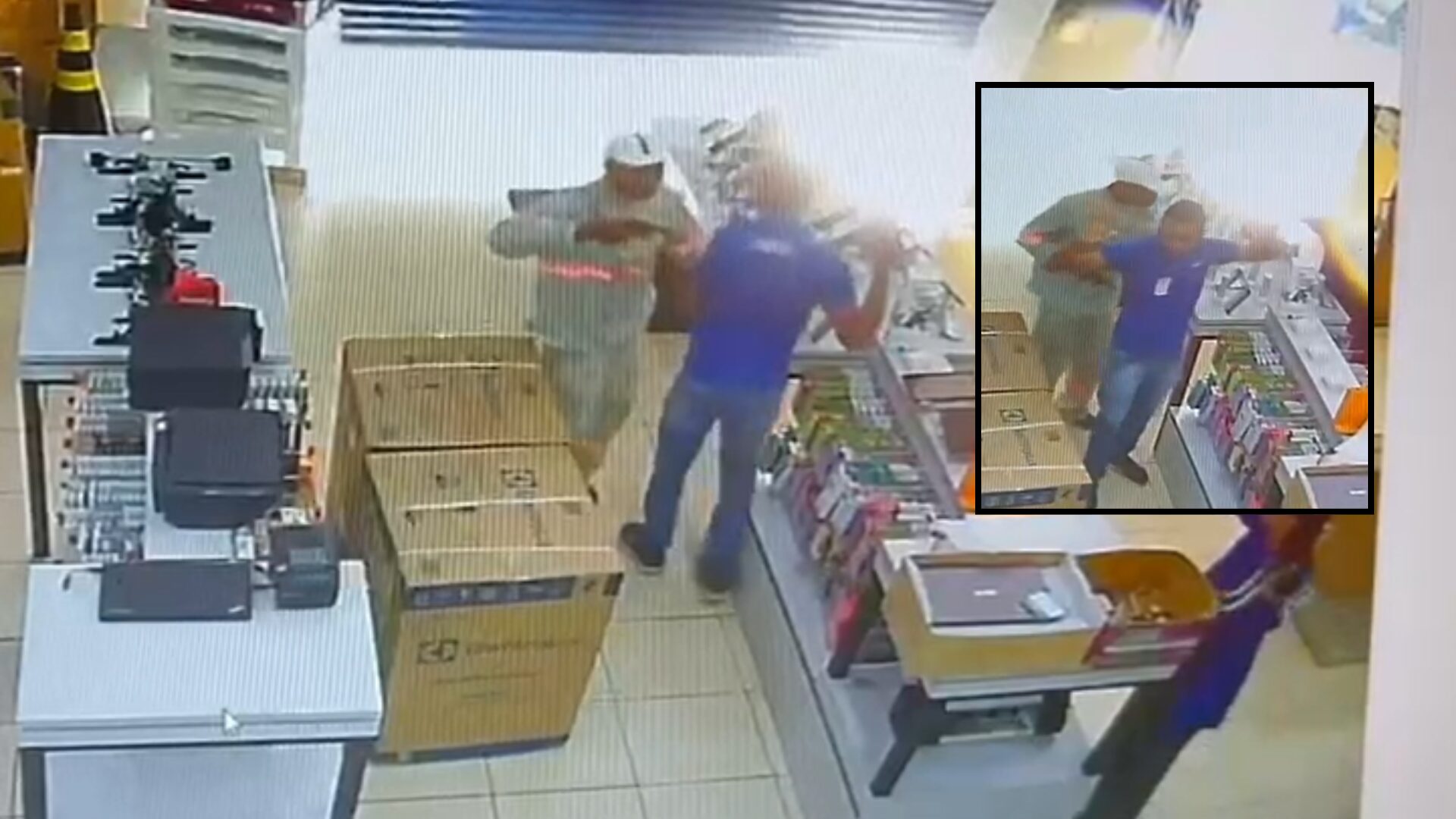 Polícia encontra eletrônicos roubados em casa de suspeito após assalto a loja no CPA 2 em Cuiabá; veja vídeo