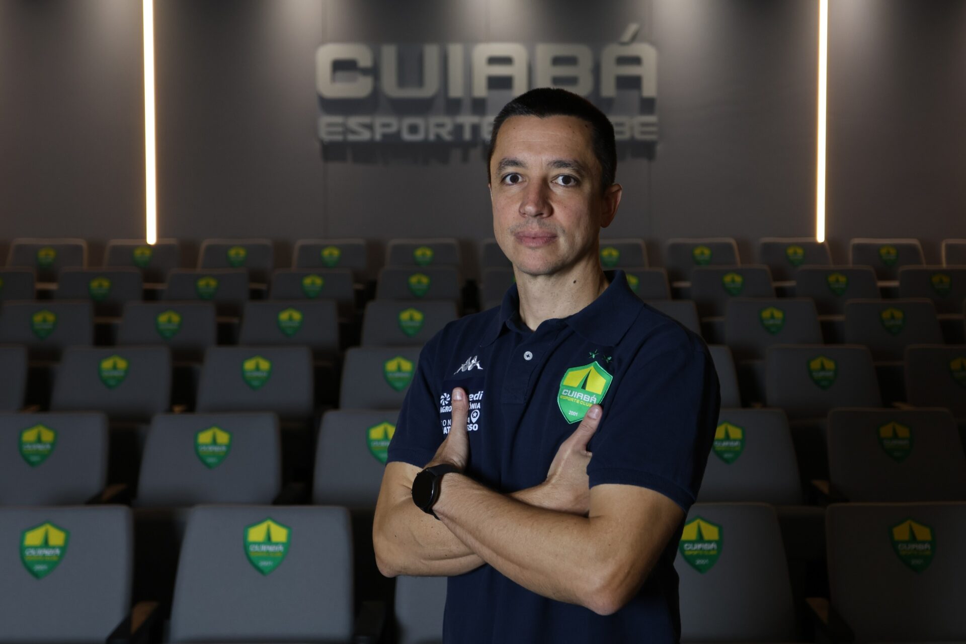 Eduardo Barros assume como técnico do Cuiabá para o prosseguimento da temporada