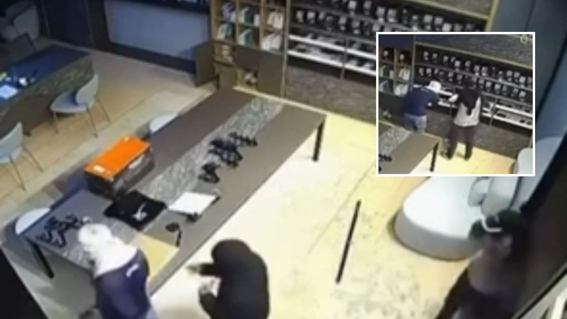 Estabelecimento é invadido em Sinop e criminosos fogem com R$ 50 mil em mercadorias; veja vídeo