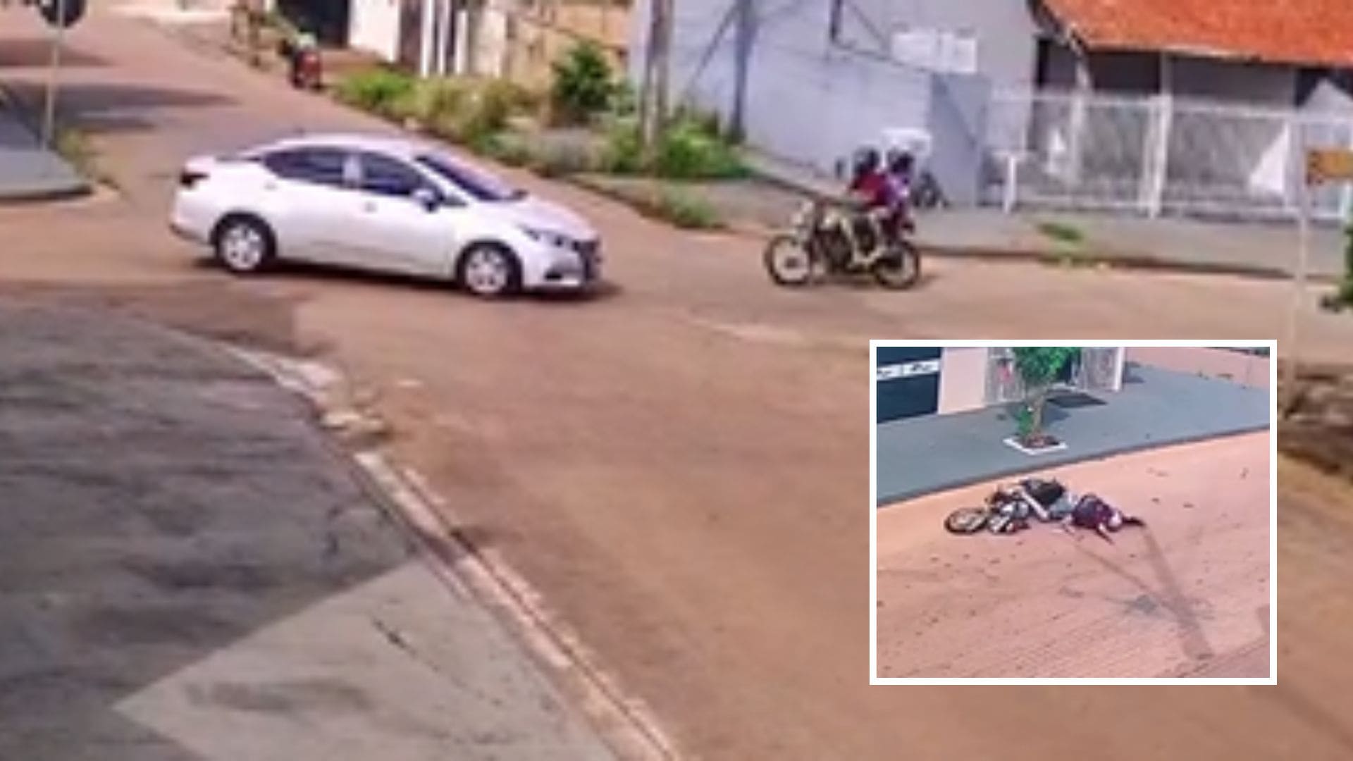 Motociclista fica ferido após fugir da PM e bater em carro em Pontes e Lacerda; veja vídeo