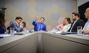 TCE inicia força-tarefa para destravar tarifa de água e crise do saneamento em Cuiabá; veja vídeo