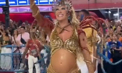 Grávida, Lore Improta brilha na Sapucaí e emociona público da Viradouro; Veja vídeo