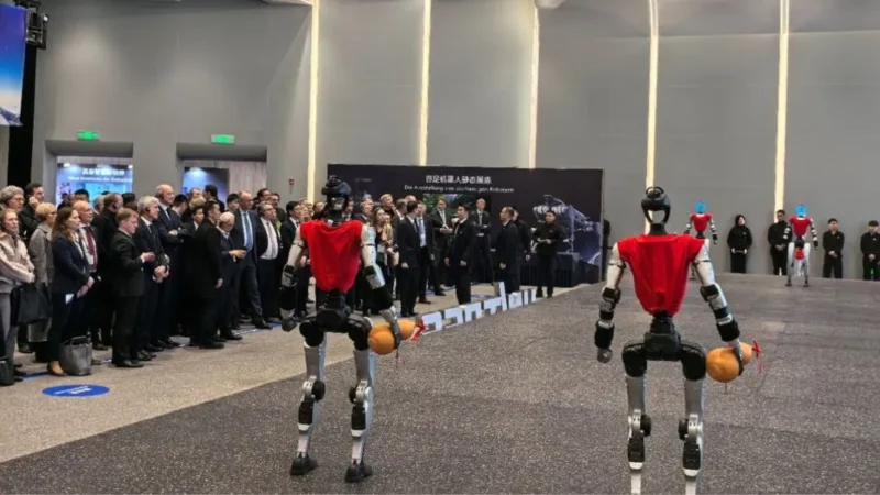 China impressiona Friedrich Merz com espetáculo de robôs; veja vídeo