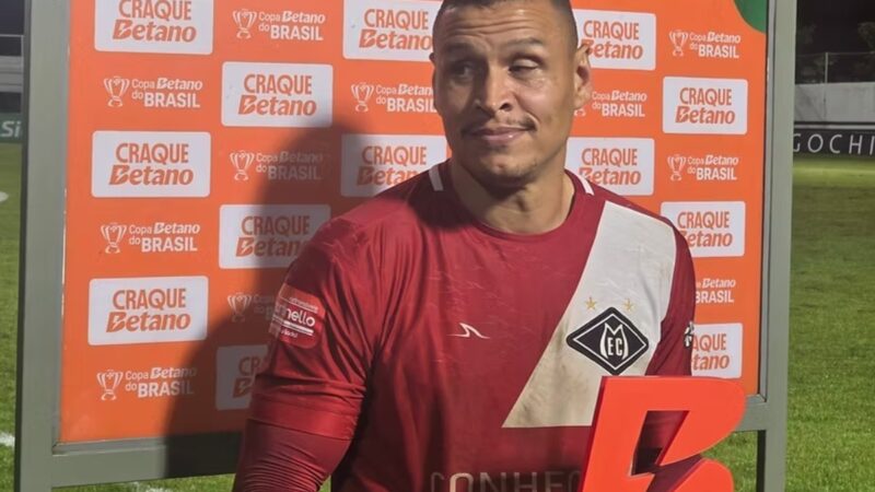Herói dos pênaltis: Mixto renova contrato do goleiro Glaycon até o fim da Série D