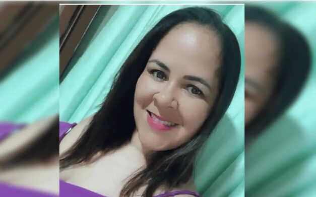 Homem mata ex-mulher a facadas, dirige até delegacia com corpo no carro e manda áudio ao filho: “Matei sua mãe”; veja vídeo