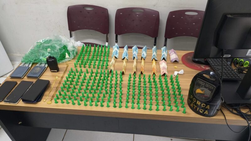 Polícia prende dois suspeitos por tráfico de drogas e ligação com facção em Jaciara; veja vídeo