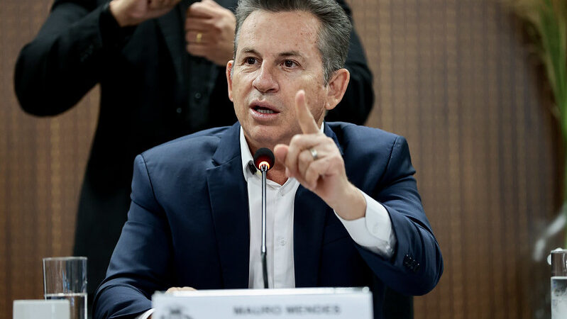 Mauro Mendes alerta para crise financeira no Brasil e compara contas públicas a prejuízo contínuo; veja vídeo