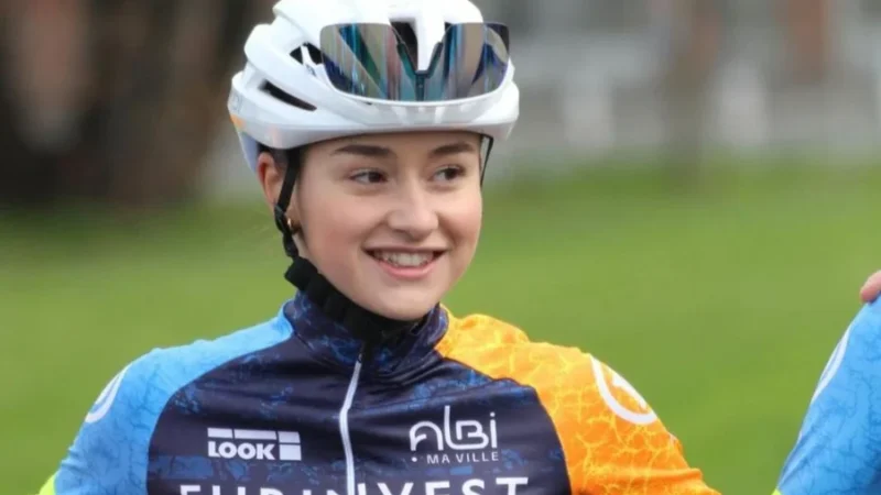 VÍDEO: Brasileira de 17 anos faz história e conquista ouro inédito no Pan-Americano de Ciclismo