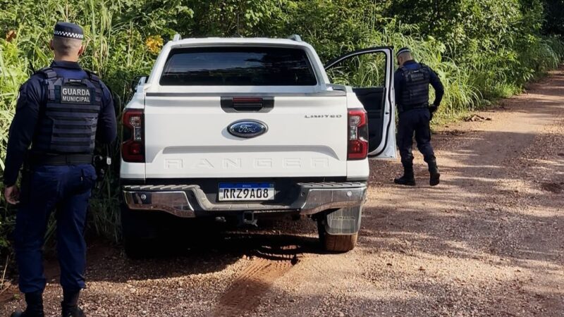 Guarda Municipal localiza caminhonete roubada escondida em bairro de Cuiabá; veja vídeo