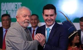 Ministro exalta Lula, cita bilhões em obras e promete ampliar investimentos em Mato Grosso; veja vídeo