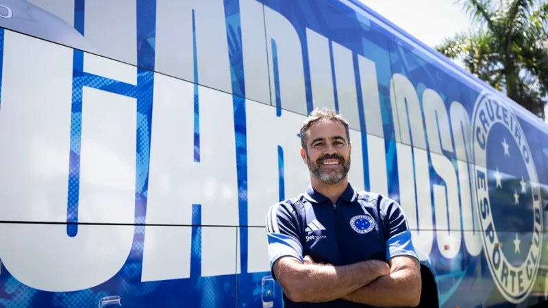 Novo ciclo no Cruzeiro: Artur Jorge assume comando e fala pela primeira vez; veja vídeo