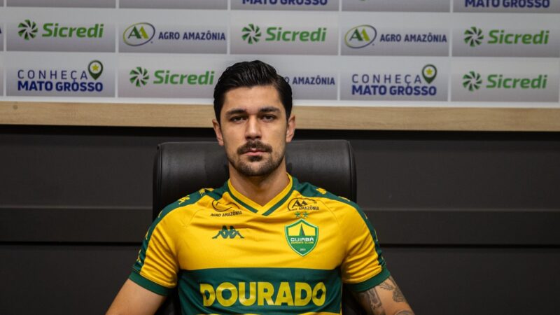 Cuiabá contrata zagueiro João Basso para reforçar o elenco na temporada
