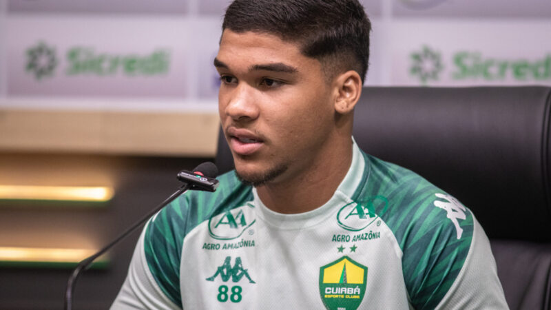 De meia a volante: David Miguel se coloca à disposição e cobra reação fora de casa; veja vídeo