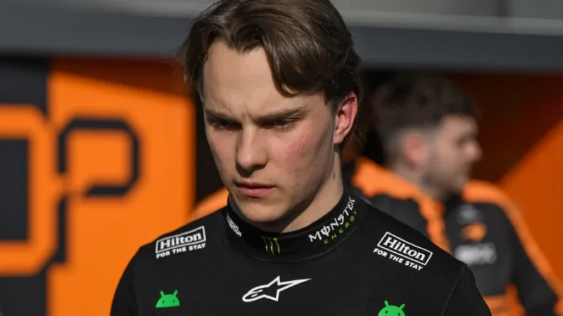 Piastri lidera treino no Japão, Verstappen reclama do carro e Bortoleto enfrenta problema técnico