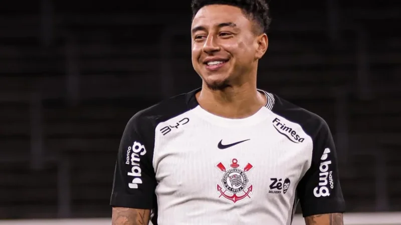 Lingard é registrado no BID e pode estrear pelo Corinthians contra o Fluminense