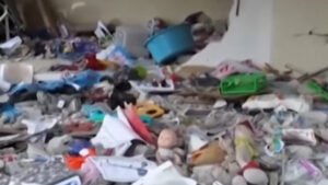 Ataque com mísseis atinge área urbana e deixa rastro de destruição e feridos; Veja vídeo