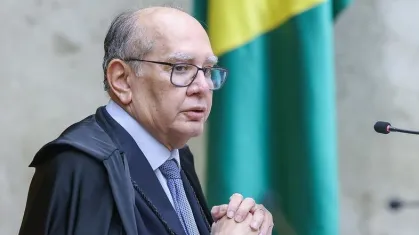 Gilmar Mendes evita comentar investigações no TJMT e reforça ligação histórica com o tribunal; veja vídeo