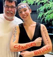 Estudante de MT conquista aprovação em Harvard, Stanford e mais 3 universidades dos EUA; veja vídeo