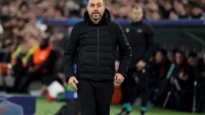 Tottenham troca técnico em meio à ameaça de rebaixamento e aposta em De Zerbi até 2031