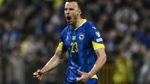 Itália perde nos pênaltis, falha na repescagem e fica fora da Copa pela terceira vez seguida; veja o lance