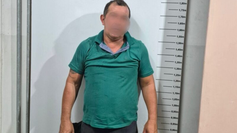 Homem tenta matar companheira durante a madrugada e é preso após denúncia do filho em Cuiabá; veja vídeo
