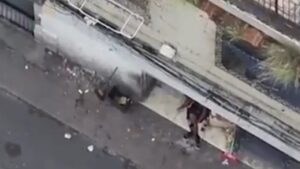 Polícia usa drones, frustra fuga pelo telhado e prende traficantes do CV; Veja vídeo