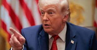 Discurso de Trump gera efeito contrário, dispara petróleo e levanta alerta global; veja vídeo