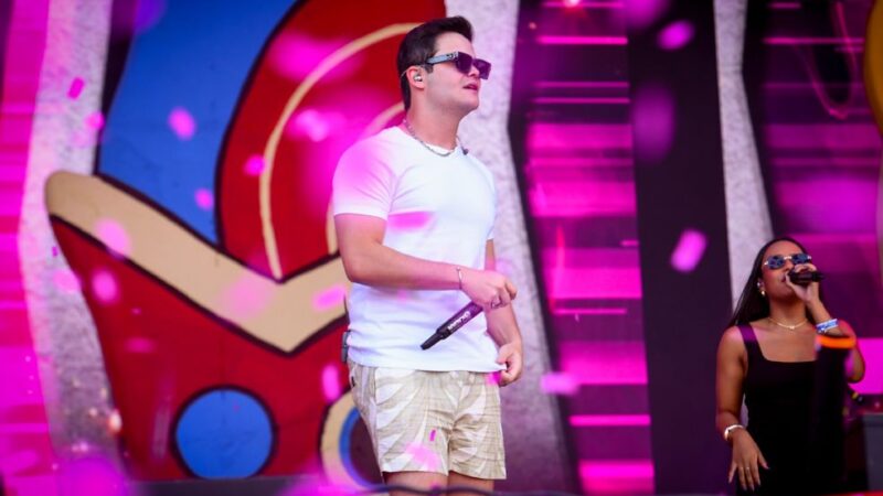 Casamento vira show surpresa: Matheus invade cerimônia de cuiabanos e emociona convidados no Ceará