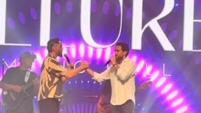 Antes do Raça Negra, dupla de MT rouba a cena e surpreende público no Allure; veja vídeo