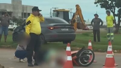 Motociclista bate em lateral de carro e fica ferida em Rondonópolis; veja vídeo