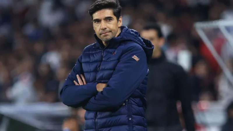 STJD suspende Abel Ferreira por oito jogos no Brasileirão