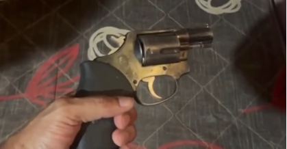 Briga por esbarrão termina em tiros, prisão e dupla tentativa de homicídio; Veja vídeo