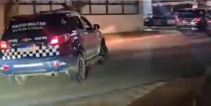 Baderna, sexo e brigas levam polícia a reforçar patrulhamento em áreas públicas; Veja vídeo
