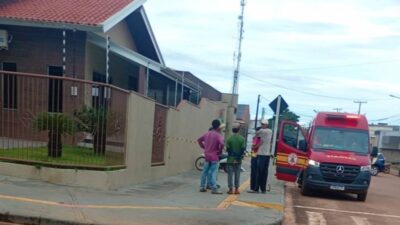Câmera registra momento em que passageiro de carro executa motociclista a tiros em MT; veja vídeo